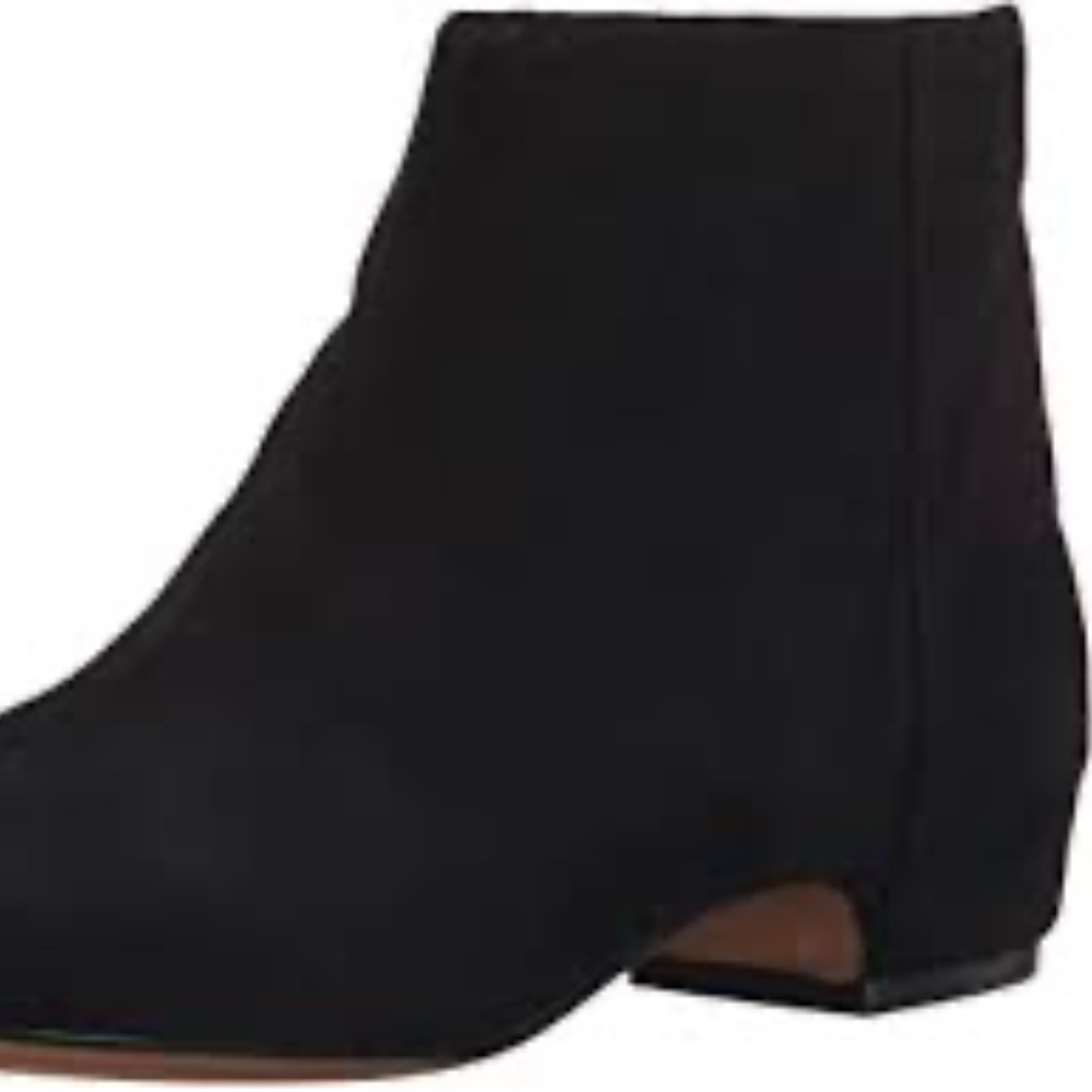 Nine West Huggins Black Suede Booties New! 8 1/2 View 2